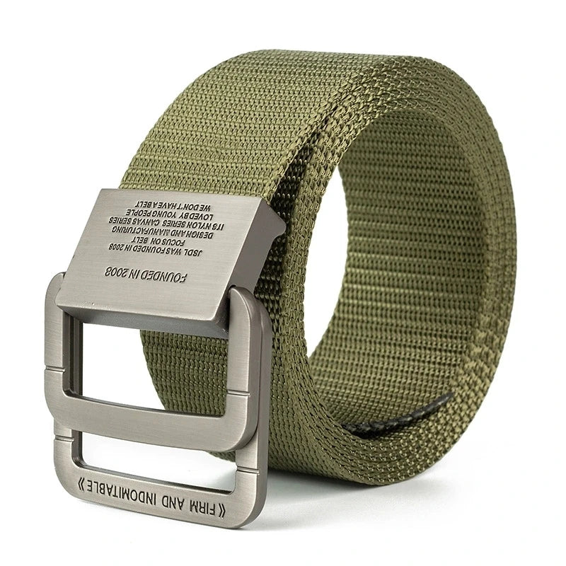 Men's belts with automatic metal buckle.